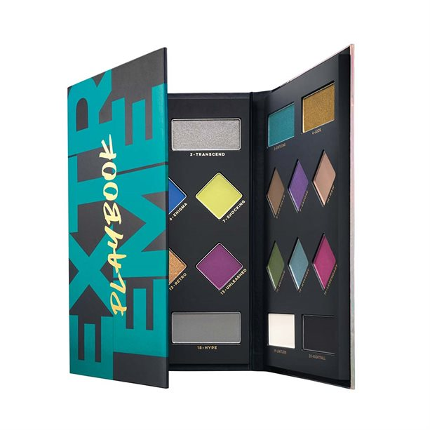 Avon mark. Extreme Eyeshadow Palette